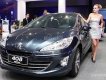 Peugeot 408 premium 2017 - Bán xe Peugeot 408 đời 2017, màu xanh, giá chỉ 770 triệu