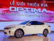 Kia Optima 2.0AT GATH 2017 - Bán xe Kia Optima 2.0AT GATH đời 2017, màu trắng