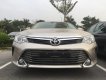 Toyota Camry 2.5G 2018 - Bán xe Toyota Camry 2.5G đời 2018, màu vàng