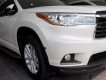 Toyota Highlander LE 2015 - Cần bán xe Toyota Highlander LE đời 2015, màu trắng, xe nhập