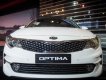 Kia Optima 2.0GAT 2018 - Bán Kia Optima 2.0GAT năm sản xuất 2018, màu trắng, giá chỉ 779 triệu