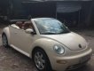 Volkswagen Beetle 2.0 2004 - Cần bán gấp Volkswagen Beetle đời 2004, màu kem (be), xe nhập chính chủ