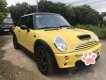 Mini Cooper   2004 - Cần bán Mini Cooper đời 2004, hai màu, xe nhập, giá 400tr