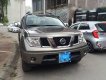 Nissan Navara XE 2013 - Bán Nissan Navara XE 2013, màu xám số tự động