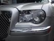 Chrysler 300C 2009 - Cần bán xe Chrysler 300C đời 2009, màu bạc, nhập khẩu xe gia đình