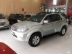 Toyota Fortuner 2010 - Cần bán xe Toyota Fortuner đời 2010, màu bạc, số sàn