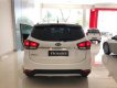 Kia Rondo GAT 2017 - Cần bán Kia Rondo GAT sản xuất 2017, màu trắng, giá 689tr