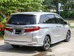 Honda Odyssey 2.4 CVT 2015 - Bán Honda Odyssey 2.4 CVT model 2016, màu bạc