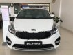 Kia Rondo GAT 2017 - Cần bán Kia Rondo GAT sản xuất 2017, màu trắng, giá 689tr