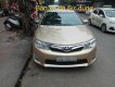 Toyota Camry XLE 2013 - Cần bán lại xe Toyota Camry XLE đời 2013, màu vàng, nhập khẩu