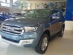 Ford Everest 2.2AT Titanium 2018 - Bán Ford Everest 2.2AT Titanium sản xuất 2018, mới 100%, màu xanh thiên thanh. Vui lòng L/H 090.778.2222