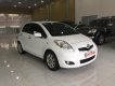 Toyota Yaris 2010 - Cần bán lại xe Toyota Yaris đời 2010, màu trắng, xe nhập