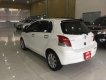 Toyota Yaris 2010 - Cần bán lại xe Toyota Yaris đời 2010, màu trắng, xe nhập