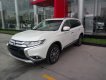 Mitsubishi Outlander 2018 - Bán ô tô Mitsubishi Outlander đời 2018, màu trắng