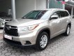 Toyota Highlander LE 2014 - Cần bán Toyota Highlander LE đời 2014, màu vàng, xe nhập