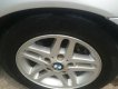 BMW 3 Series 318i 2003 - Bán BMW 3 Series 318 sản xuất 2002 xe nhập, chính chủ. Xe con gái làm công chức đi rất ít, chạy 8 vạn nên xe còn đẹp và mới