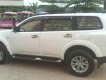 Mitsubishi Pajero Sport D 4x2 MT 2017 - Bán Mitsubishi Pajero Sport D 4x2 MT đời 2017, màu trắng ít sử dụng