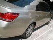 Toyota Avalon 2006 - Cần bán gấp Toyota Avalon 2006,màu vàng cát, 680 triệu