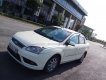 Ford Focus 2007 - Cần bán lại xe Ford Focus sản xuất 2007, màu trắng, giá tốt