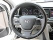 Hyundai Elantra 1.6MT  2016 - Bán Hyundai Elantra 1.6MT đời 2016, màu bạc