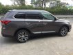 Mitsubishi Stavic 2.4 CVT Premium 2018 - Bán Mitsubishi Outlander 2.4 CVT Premium đời 2018, màu nâu