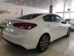 Kia Cerato 1.6 AT 2016 - Cần bán lại xe Kia Cerato 1.6 AT đời 2016, màu trắng, giá chỉ 610 triệu