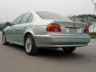 BMW 5 Series 525i 2001 - Cần bán BMW 5 Series 525i năm sản xuất 2001, màu xanh lam số tự động