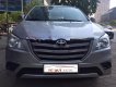 Toyota Innova 2.0E 2014 - Bán Toyota Innova 2.0E đời 2014, màu bạc số sàn