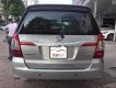 Toyota Innova 2.0E 2014 - Bán Toyota Innova 2.0E đời 2014, màu bạc số sàn