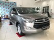 Toyota Innova 2.0E 2018 - Bán ô tô Toyota Innova 2.0E sản xuất năm 2018, màu xám