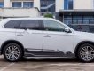 Mitsubishi Stavic 2.4 CVT Premium 2018 - Bán ô tô Mitsubishi Outlander 2.4 CVT Premium sản xuất năm 2018, màu trắng, xe nhập