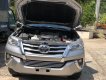 Toyota Fortuner 2017 - Bán Toyota Fortuner sản xuất 2017, màu bạc, nhập khẩu 