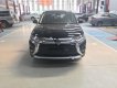 Mitsubishi Stavic 2.0 CVT Premium 2018 - Bán xe Mitsubishi Outlander 2.0 CVT Premium đời 2018, màu đen