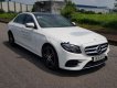 Mercedes-Benz E class E300 AMG 2017 - Bán xe Mercedes E300 AMG đời 2017, màu trắng số tự động