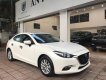 Mazda 3 1.5 AT 2018 - Bán xe Mazda 3 1.5 AT sản xuất 2018, màu trắng số tự động giá cạnh tranh