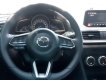 Mazda 3 1.5L Facelift 2017 - Cần bán lại xe Mazda 3 1.5L Facelift năm 2017, màu đỏ, 715tr