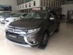 Mitsubishi Outlander 2018 - Bán xe Mitsubishi Outlander 7 chỗ rẻ nhất phân khúc, giao ngay, tặng tiền mặt. Gọi ngay 0987254469 để nhận nhiều ưu đãi nhất