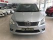 Toyota Innova 2.0E 2013 - Cần bán xe Toyota Innova 2.0E sản xuất năm 2013, màu bạc 