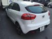 Kia Rio 2012 - Cần bán gấp Kia Rio sản xuất 2012, màu trắng chính chủ giá cạnh tranh