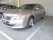 Toyota Camry  2.5Q 2013 - Cần bán xe Toyota Camry 2.5Q 2013, màu bạc, giá 900tr