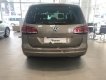 Volkswagen Sharan 2.0 TSI 2018 - Cần bán Volkswagen Sharan 2.0 TSI đời 2018, màu vàng, xe nhập