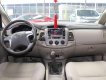 Toyota Innova 2.0E 2014 - Cần bán lại xe Toyota Innova E 2.0MT sản xuất 2014, màu vàng