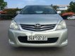 Toyota Innova 2010 - Bán xe Toyota Innova năm sản xuất 2010, màu bạc