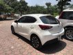 Mazda 2 2016 - Cần bán lại xe Mazda 2 đời 2016, màu trắng giá cạnh tranh