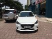 Mazda 2 2016 - Cần bán lại xe Mazda 2 đời 2016, màu trắng giá cạnh tranh