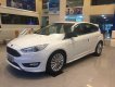 Ford Focus 2018 - Bán xe Ford Focus đời 2018, màu trắng, giá tốt