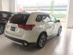 Mitsubishi Outlander 2.4 Premium 2018 - Bán Mitsubishi Outlander 2.4 CVT Premium đời 2018, màu trắng