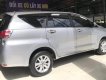 Toyota Innova 2.0E 2016 - Cần bán gấp Toyota Innova 2.0E đời 2016, màu bạc như mới, 695 triệu