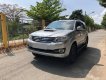 Toyota Fortuner 2016 - Dư xe cần bán bớt Fortuner 2016, ĐK 2017, máy dầu, số sàn, màu bạc, đẹp trùm mền