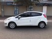 Ford Fiesta 2014 - Cần bán xe Ford Fiesta sản xuất năm 2014, màu trắng 